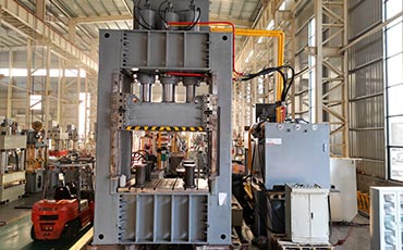 800噸框架式液壓機(jī)-800噸框架式油壓機(jī)